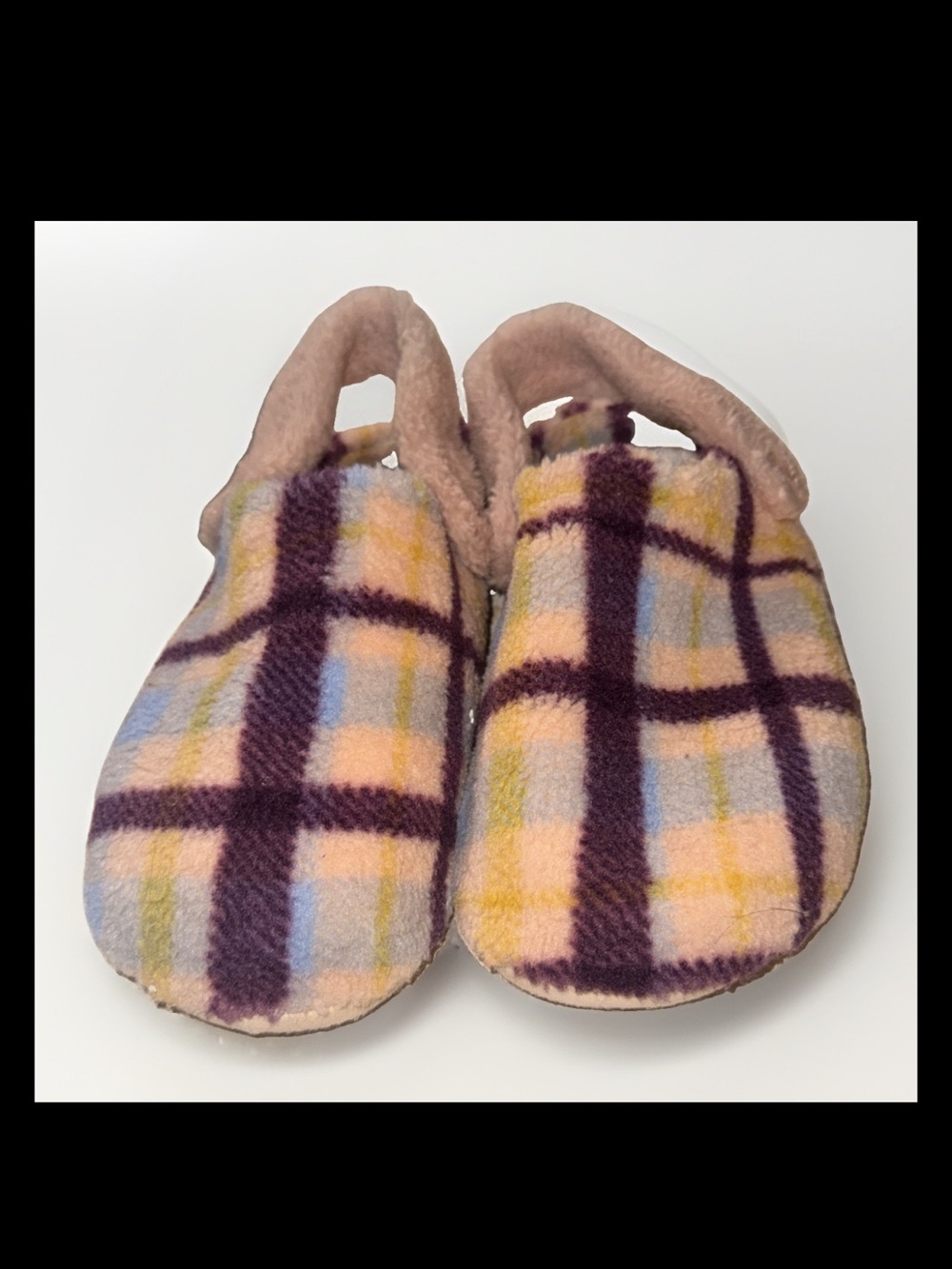 Crocs Classic Cozzzy Multicolor Women’s Plaid Slipper  Size 9